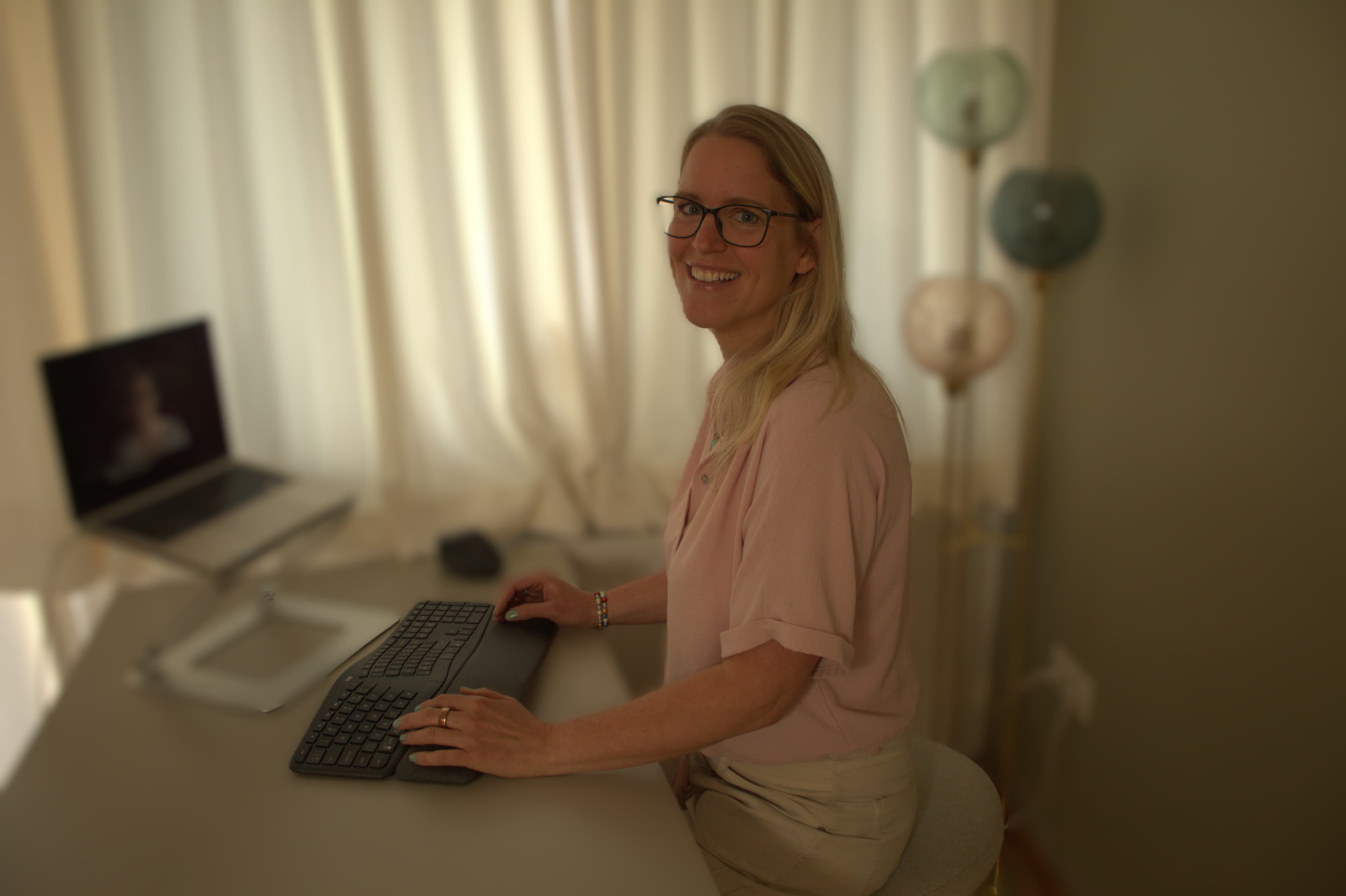 Marja tijdens een persoonlijke coachingssessie.